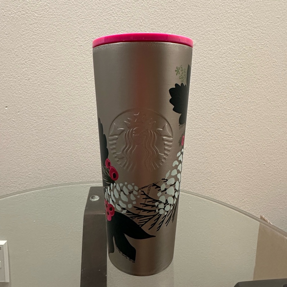 Starbucks Holiday 2021 Stainless Steel Berries Pinecone Tumbler